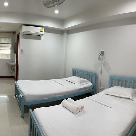 Pudsadee Hotel 치앙마이 외부 사진