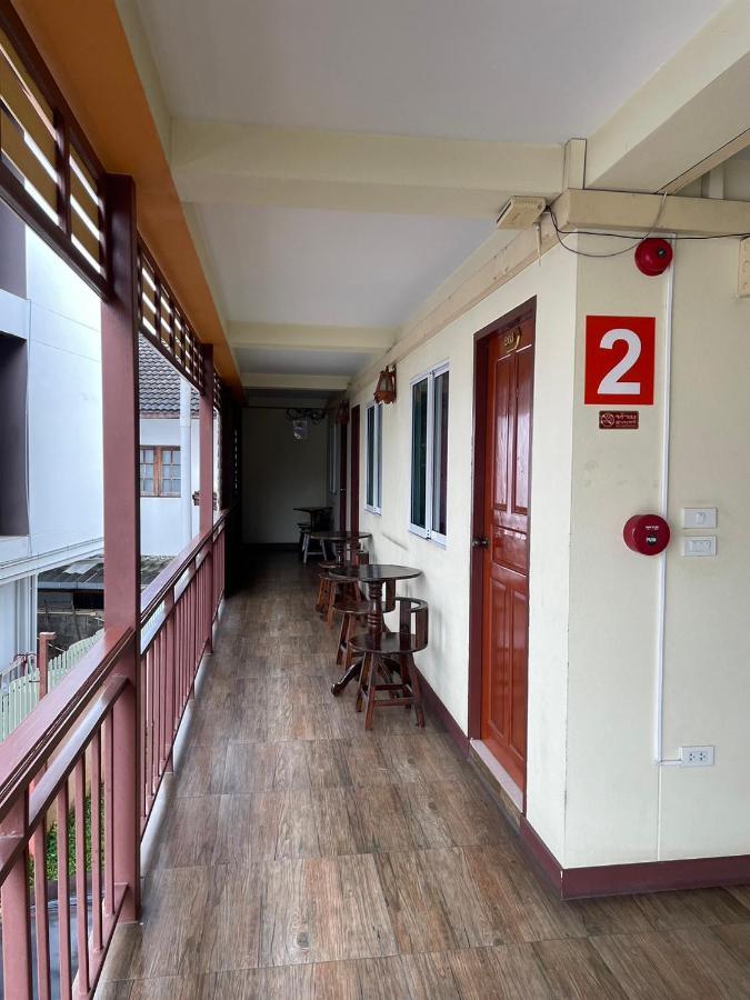 Pudsadee Hotel 치앙마이 외부 사진