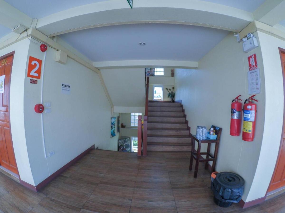 Pudsadee Hotel 치앙마이 외부 사진
